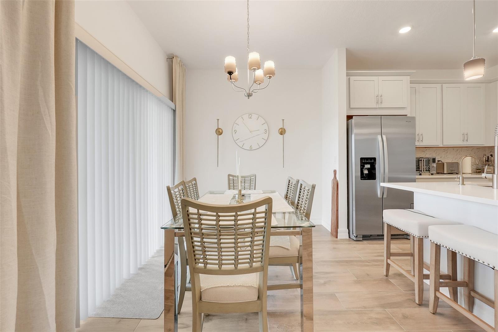 PRAIRIE OAKS - Residential