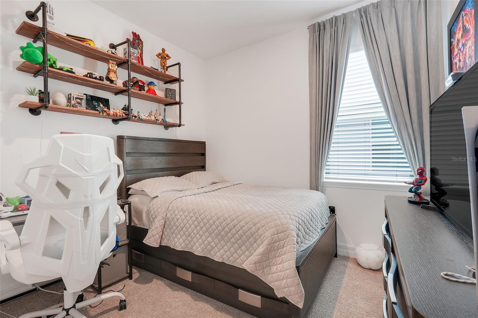 PRAIRIE OAKS - Residential