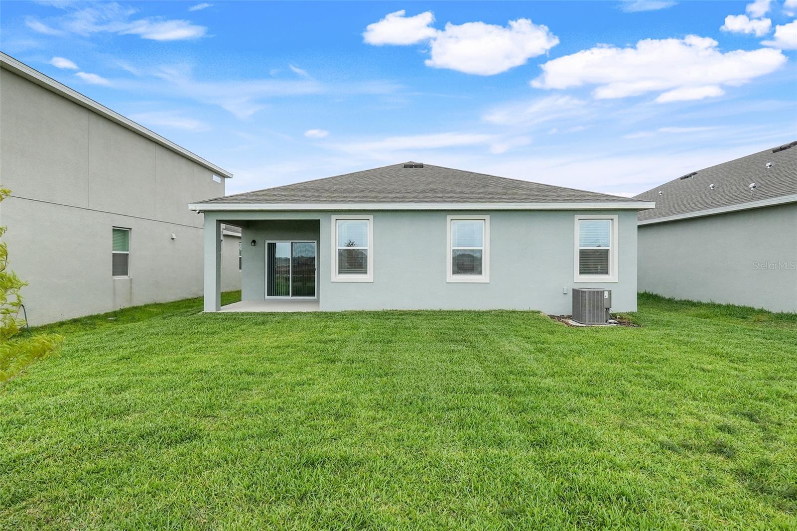 PRAIRIE OAKS - Residential