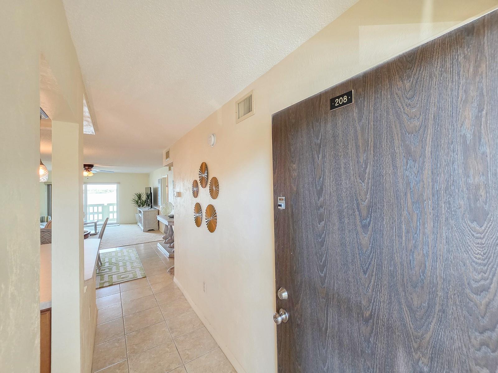 ADMIRALTY CLUB - Residential