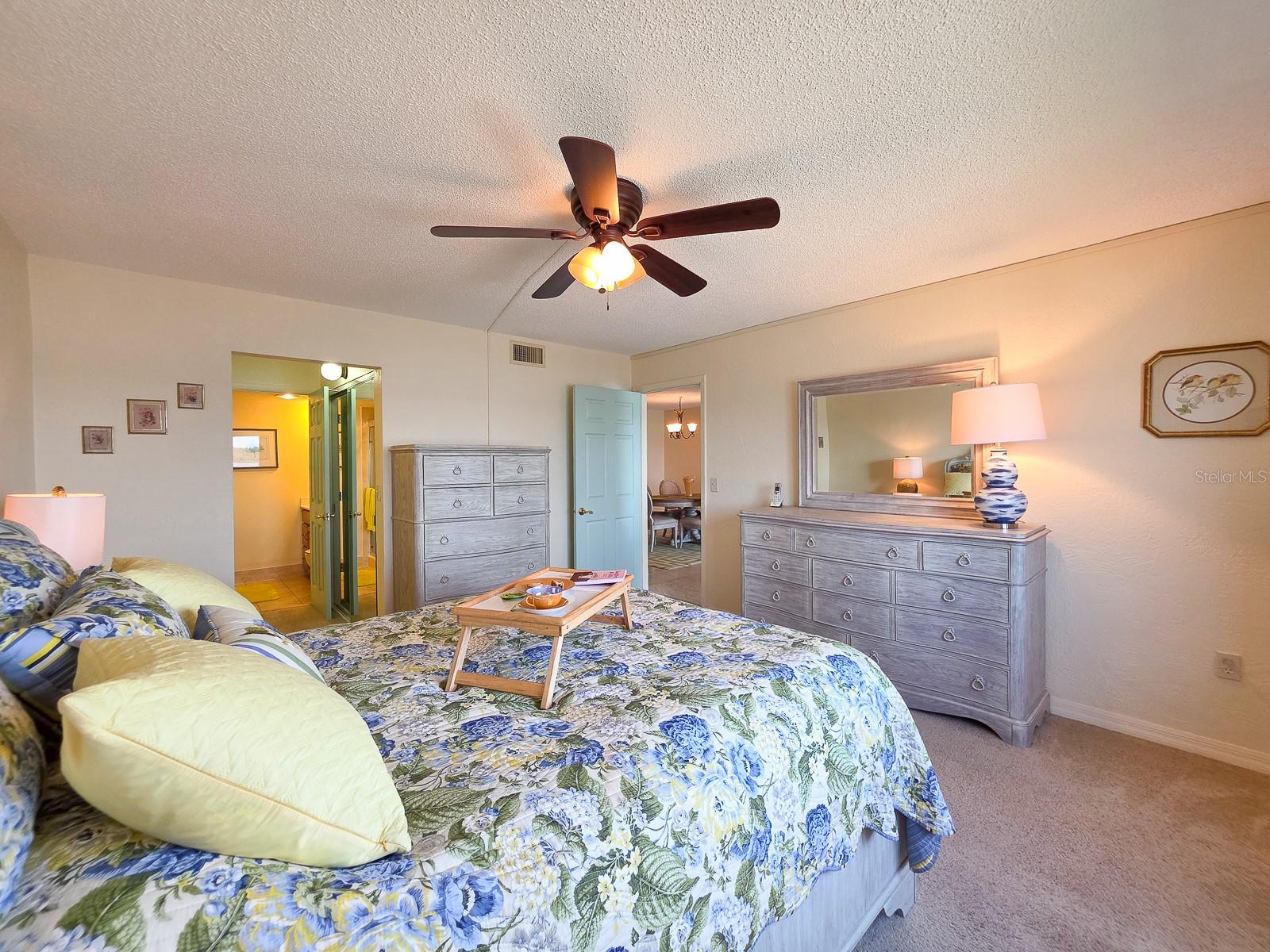 ADMIRALTY CLUB - Residential