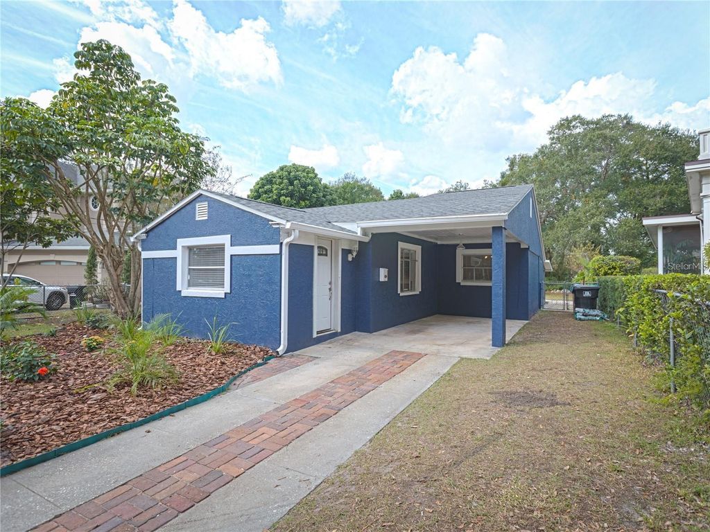 Photo of 224 S Lawsona Boulevard, Orlando, FL 32801 (MLS # O6373427)