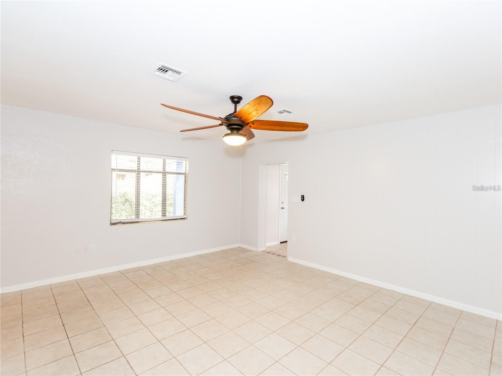 224 S LAWSONA BOULEVARD