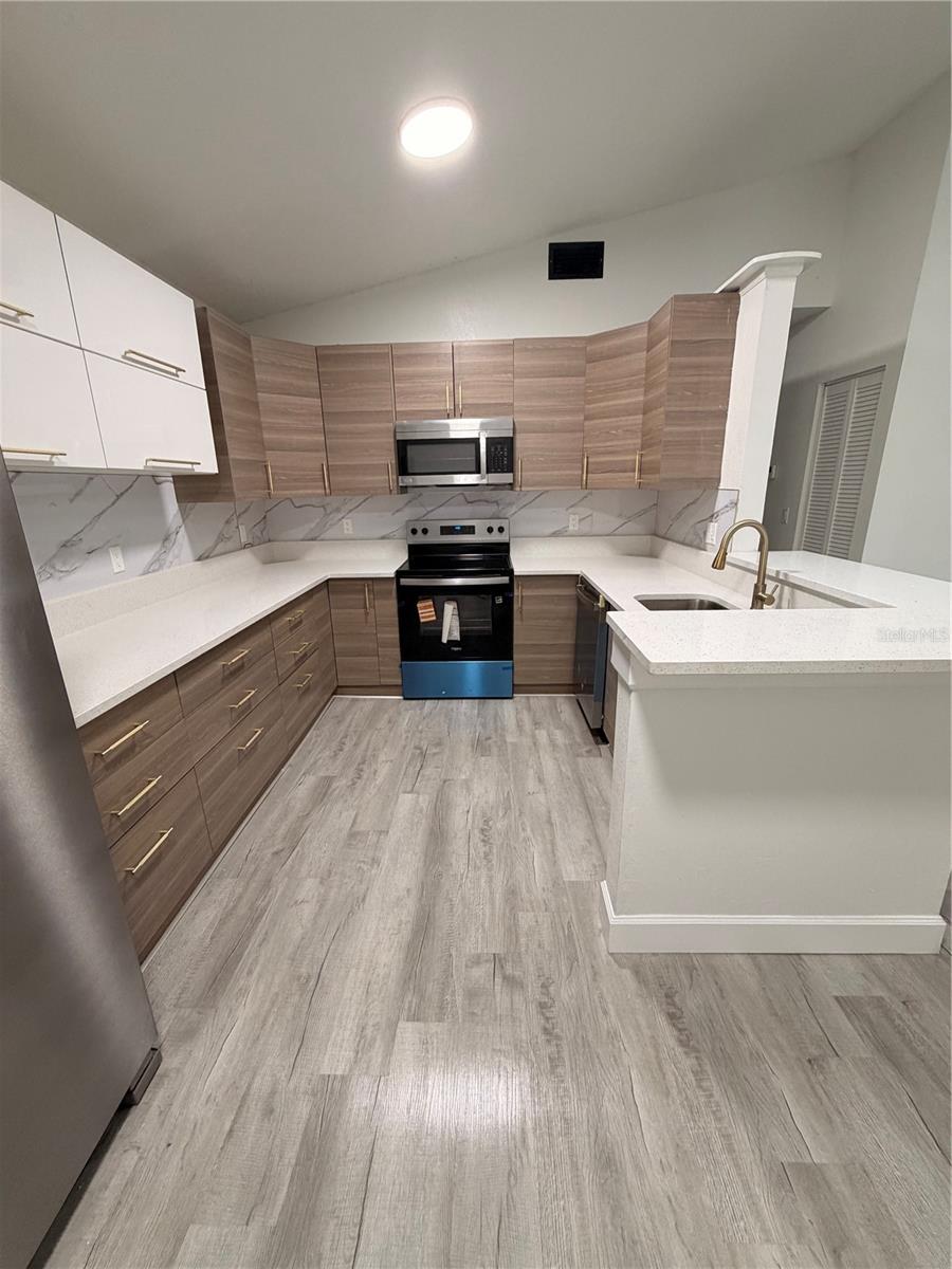 PARKWOOD VILLAGE - Residential