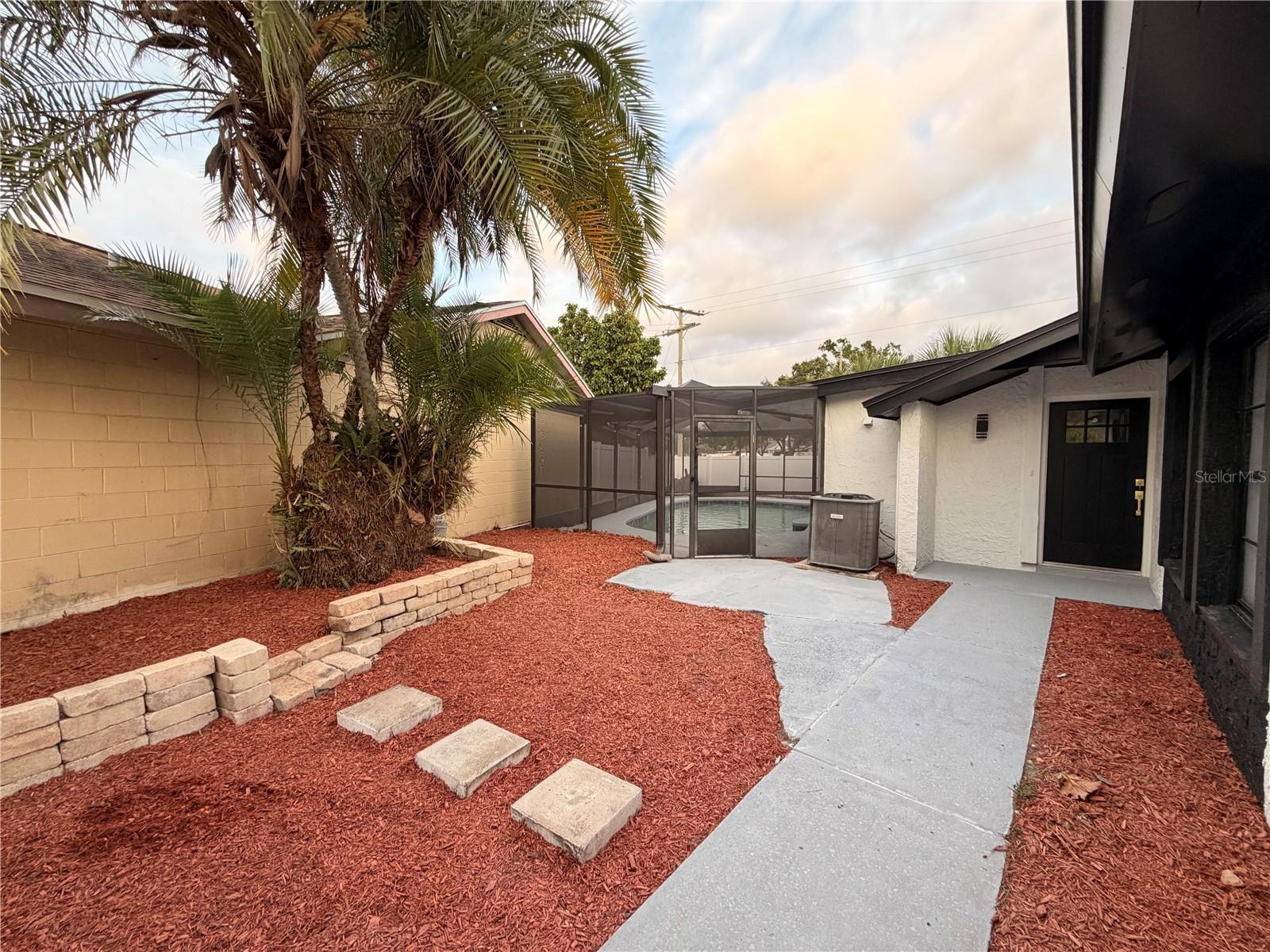 PARKWOOD VILLAGE - Residential