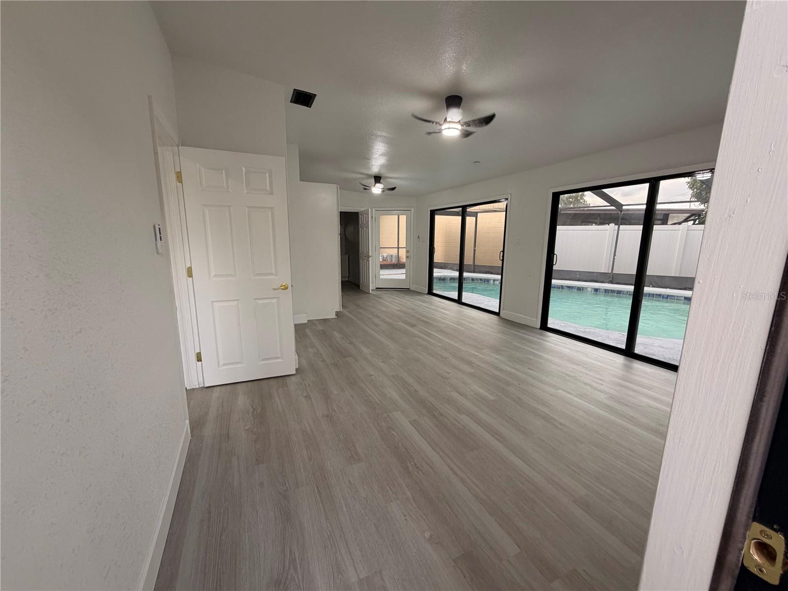 PARKWOOD VILLAGE - Residential