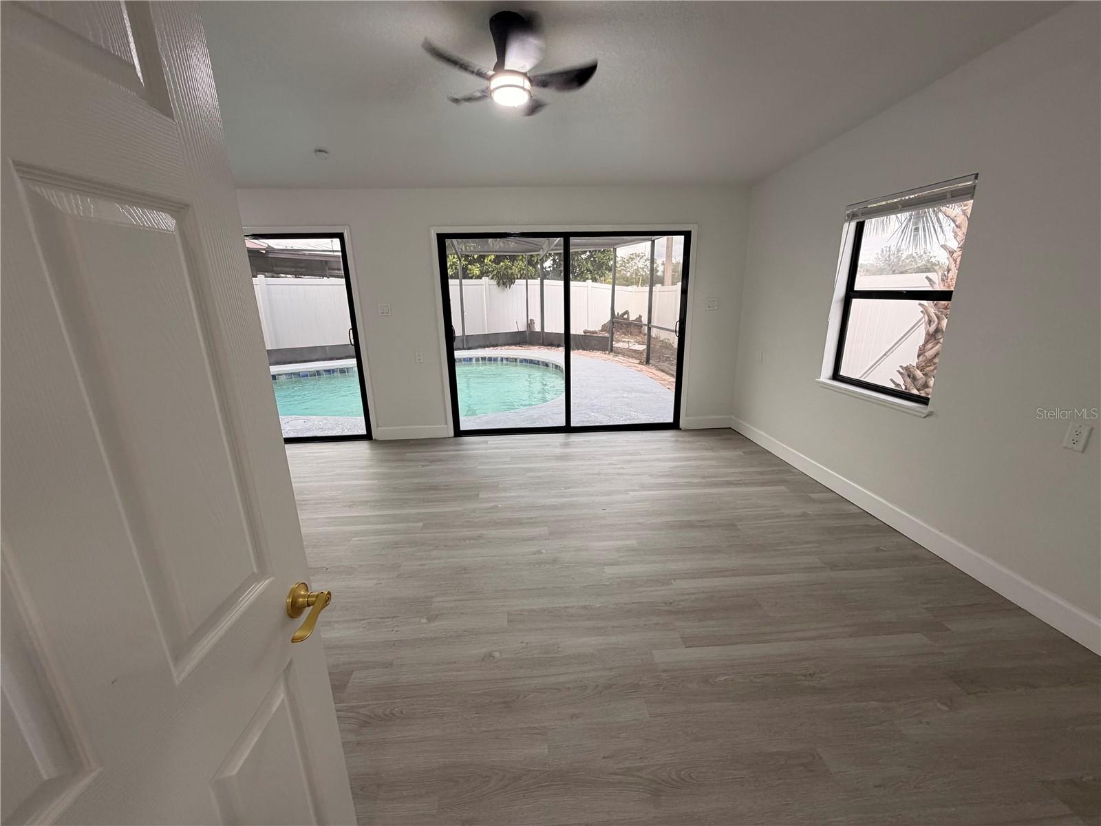 PARKWOOD VILLAGE - Residential