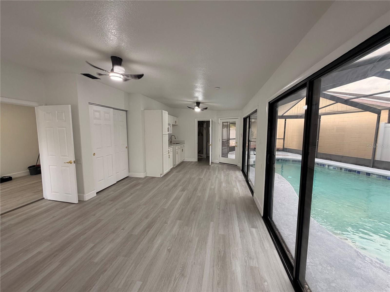 PARKWOOD VILLAGE - Residential