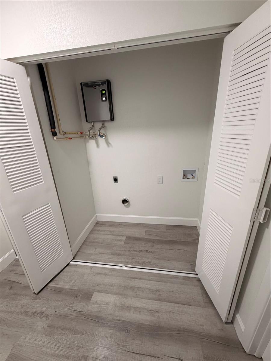 PARKWOOD VILLAGE - Residential