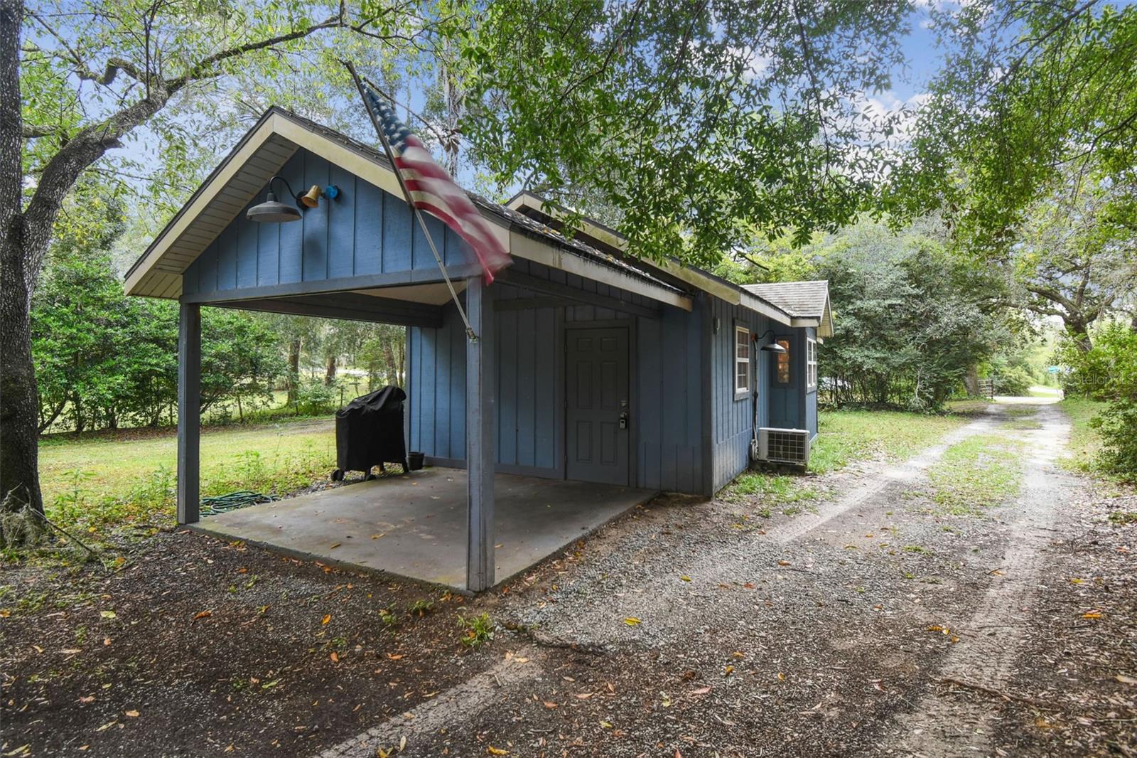 DEER HAVEN ESTATE UNREC - Residential Lease