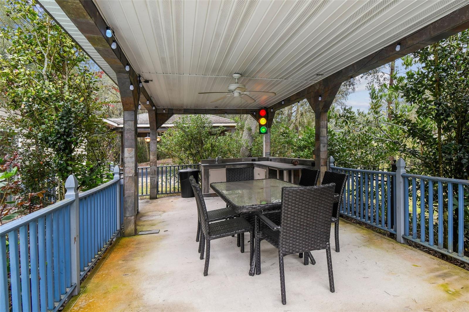 DEER HAVEN ESTATE UNREC - Residential Lease