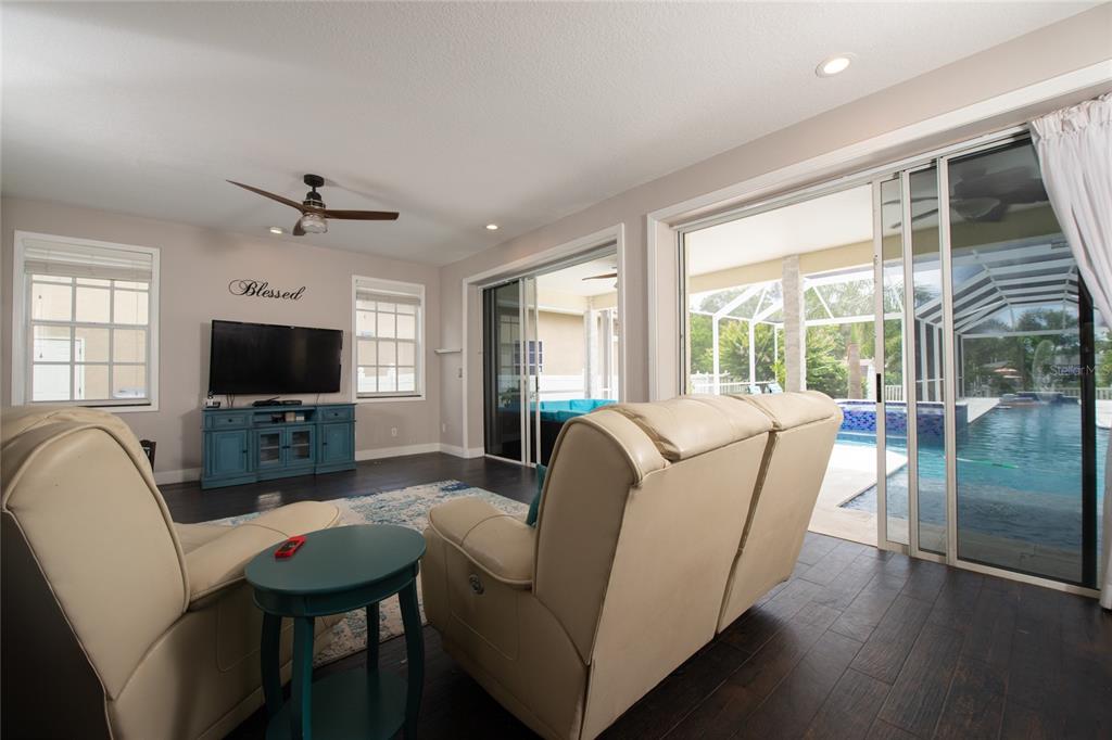 PLACIDO BAYOU - Residential