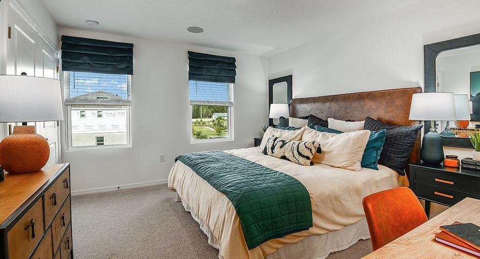 TOWNHOMES AT AZARIO - Residential