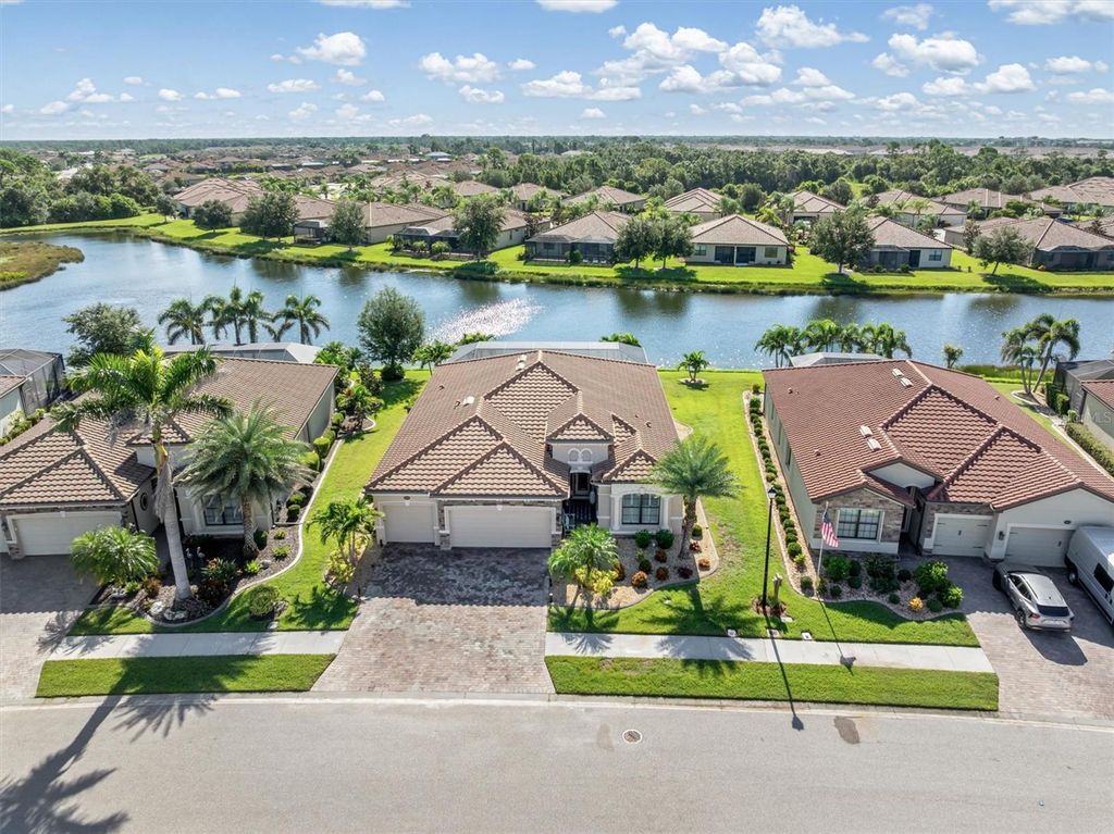 Photo of 20460 Granlago Drive, Venice, FL 34293 (MLS # D6143420)