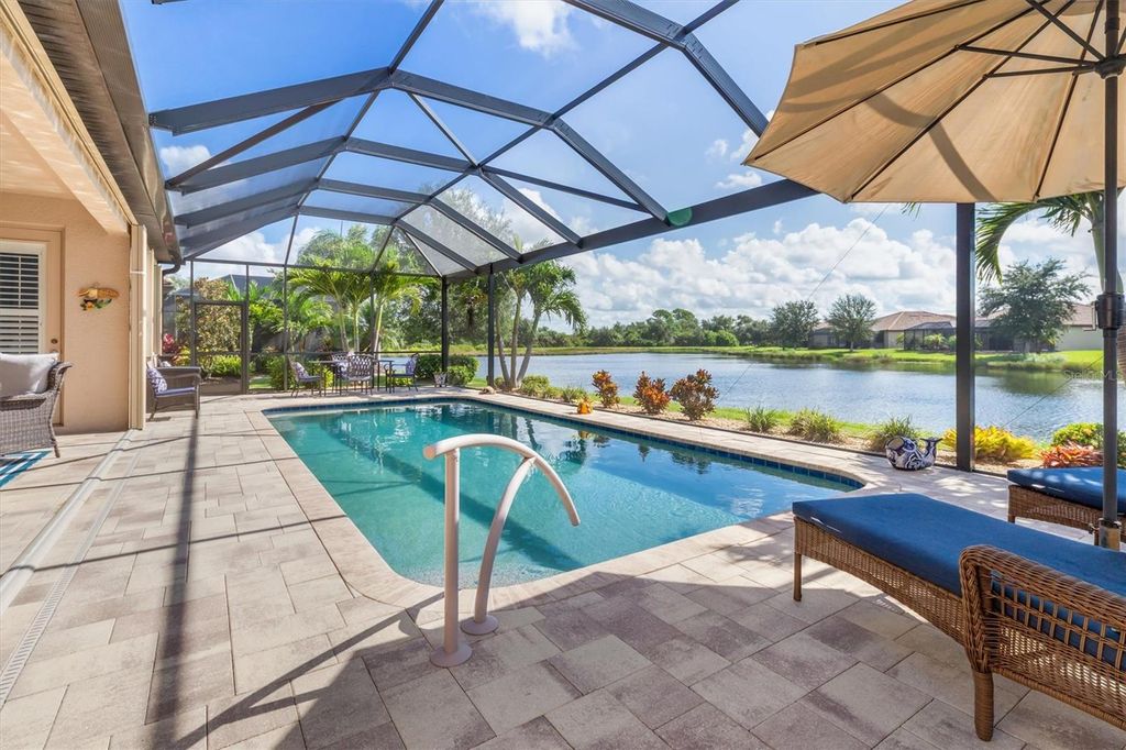 Photo of 20460 Granlago Drive, Venice, FL 34293 (MLS # D6143420)
