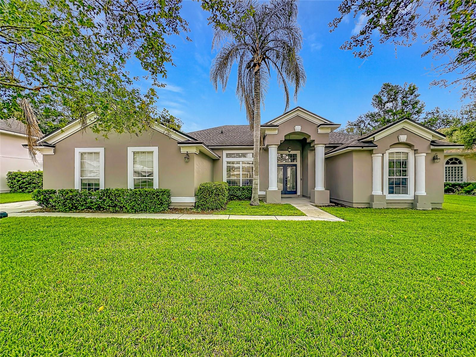 420 TWIN OAKS LANE