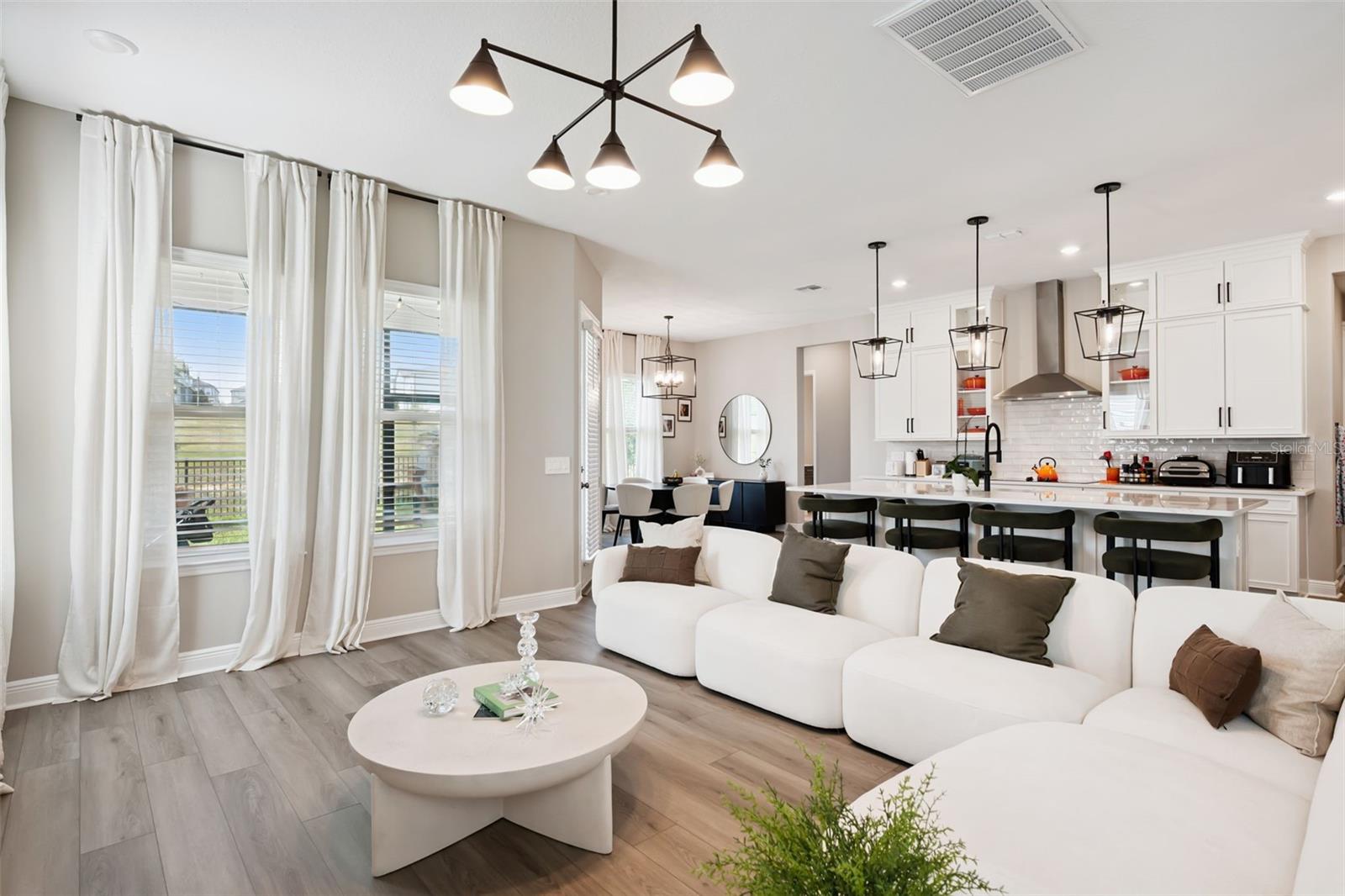 SILVERLEAF RESERVE AT HAMLIN PHASE - Residential