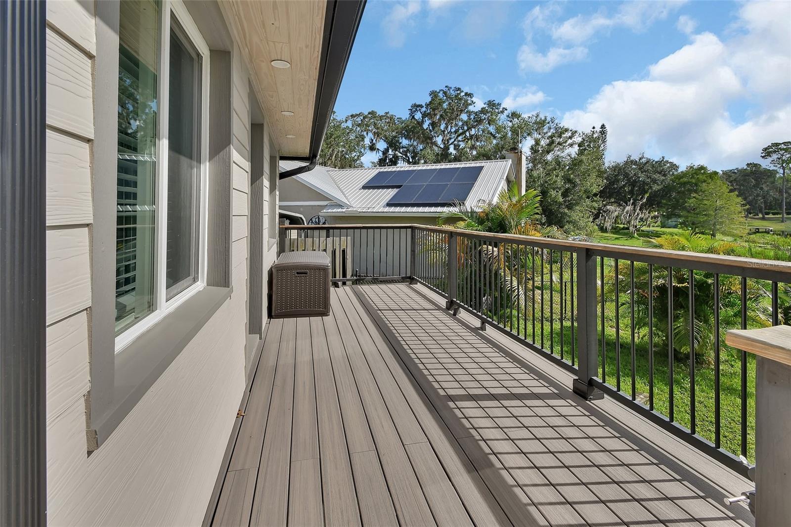 LAKE RUBY &AND LAKE BYRON - Residential