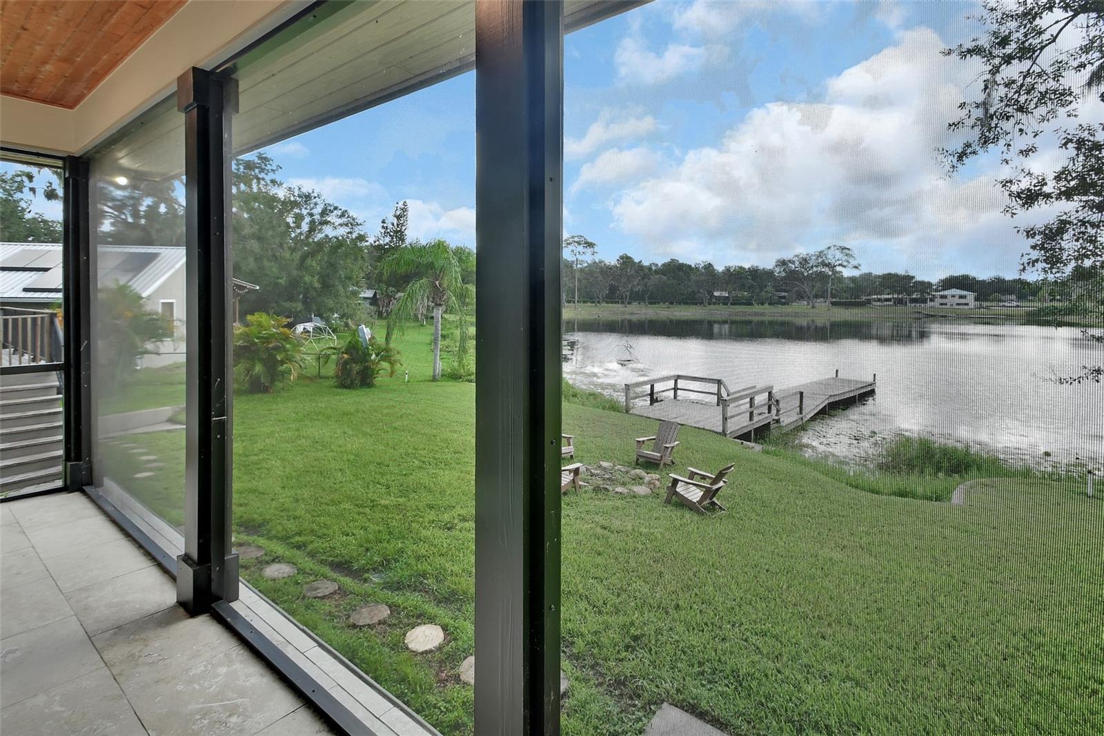 LAKE RUBY &AND LAKE BYRON - Residential