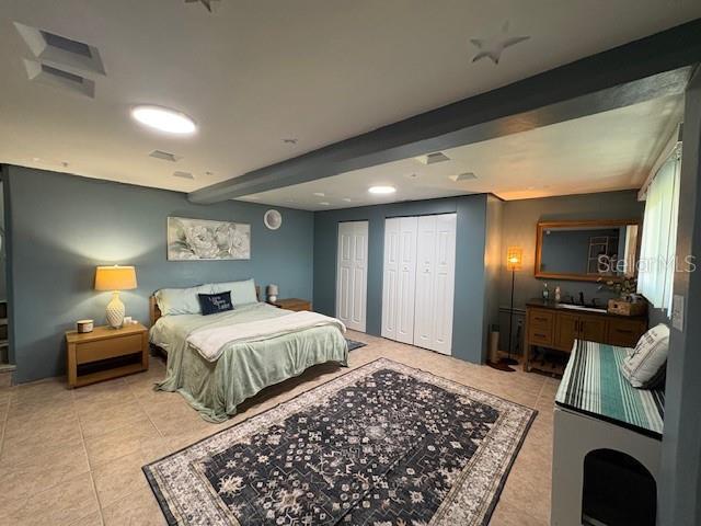 LAKE RUBY &AND LAKE BYRON - Residential