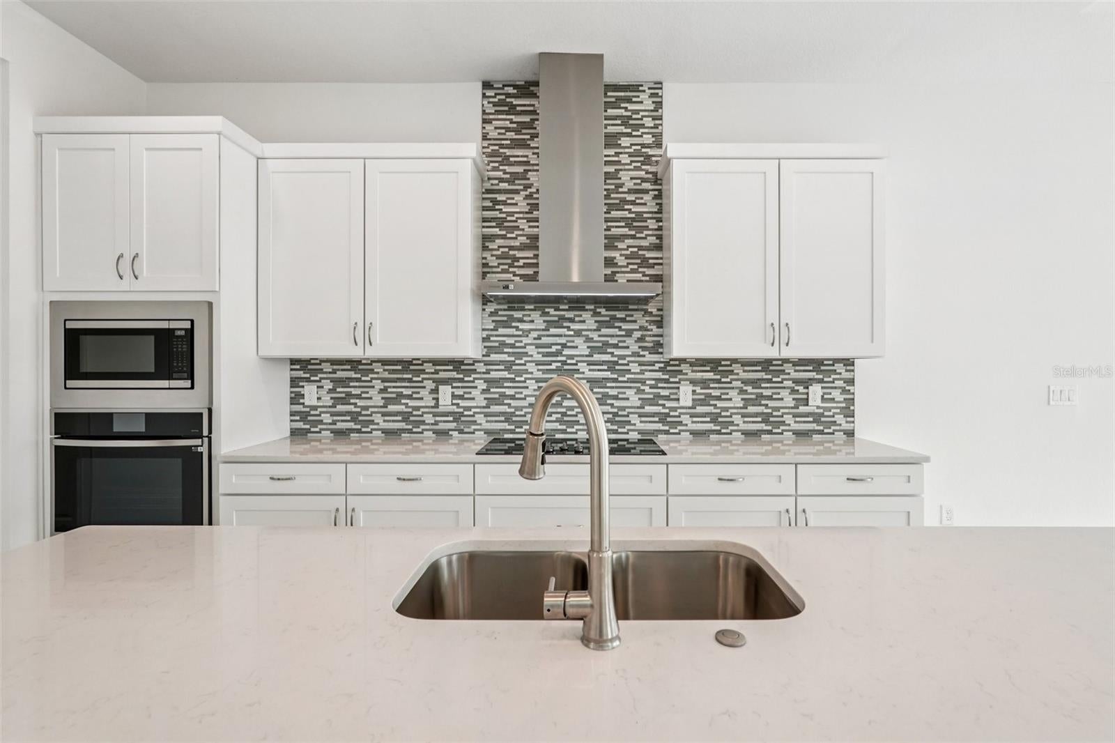 8234 GOLDEN BEACH COURT
