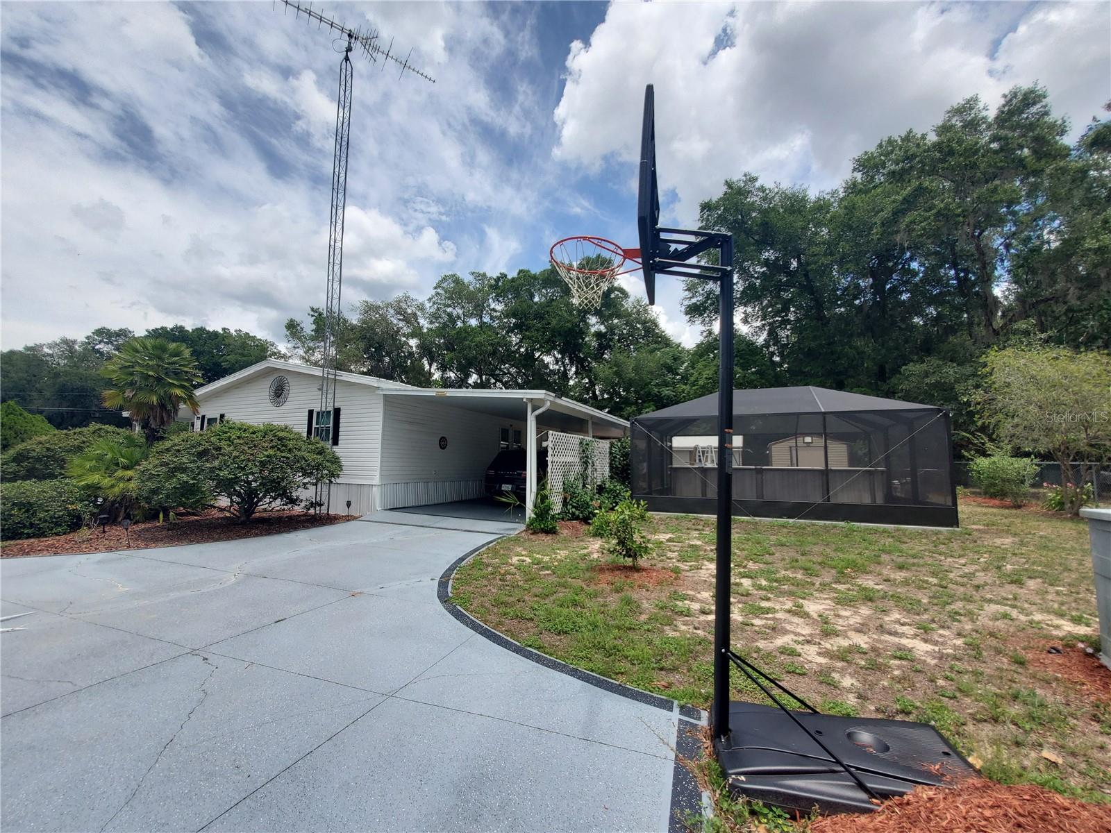 9990 SE 167TH PLACE