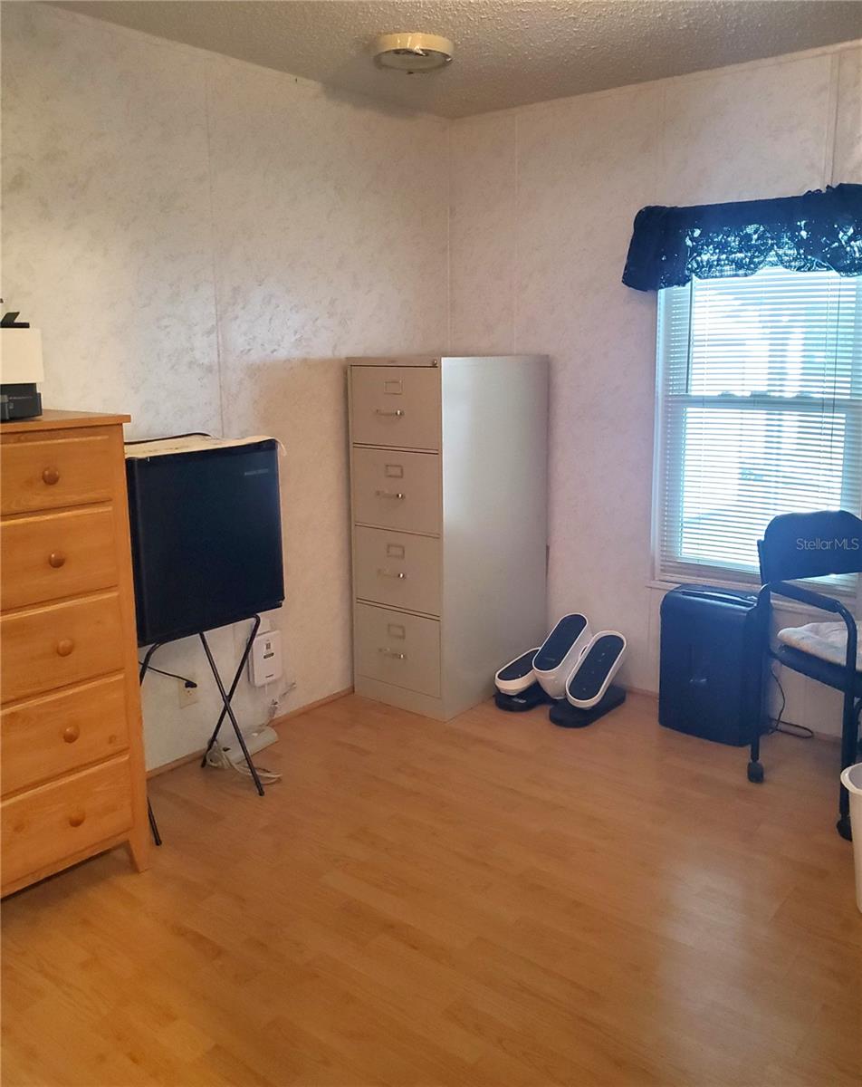 MOBILE HOME MDWS - Residential