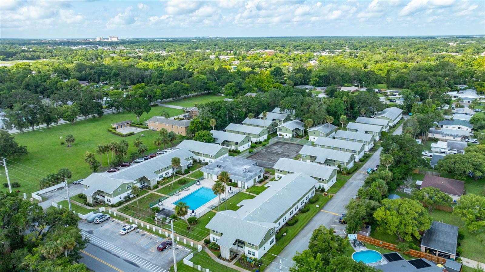 HOLLY SQUARE CONDO - Residential