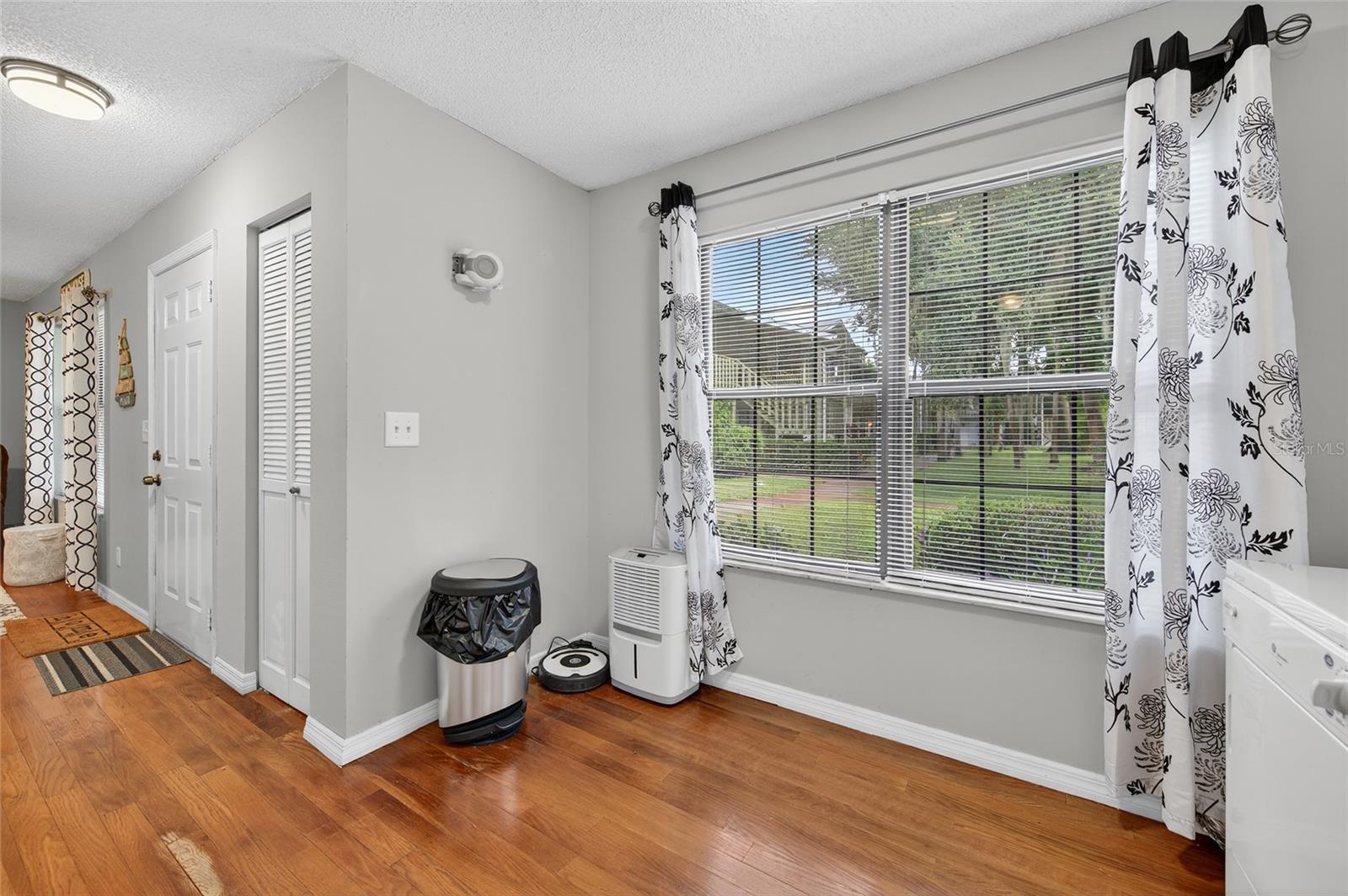 HOLLY SQUARE CONDO - Residential