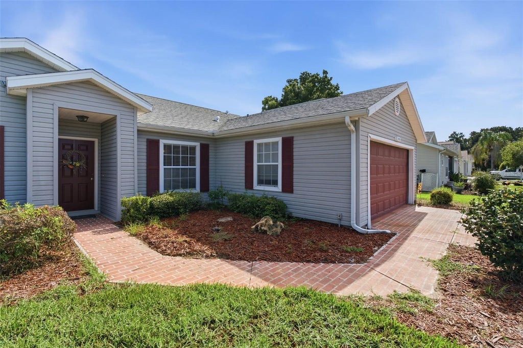 Photo of 4443 River Ridge Drive, Leesburg, FL 34748 (MLS # O6432383)