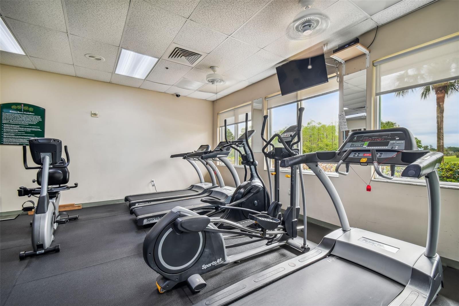 GROVES PH 02 CLUB VILLAS - Residential