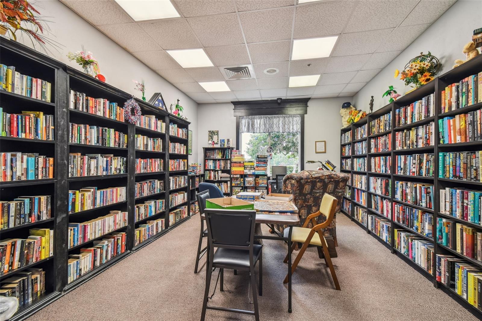 GROVES PH 02 CLUB VILLAS - Residential