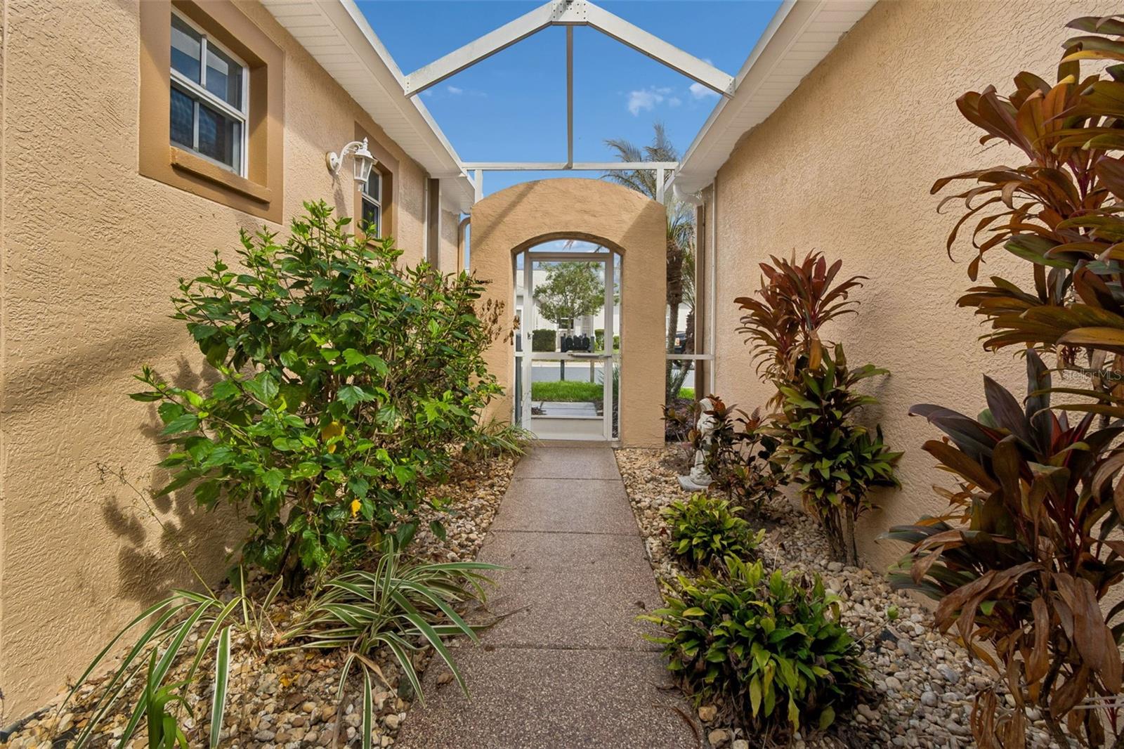 GROVES PH 02 CLUB VILLAS - Residential