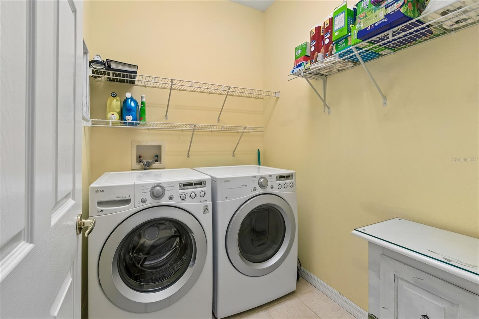 GROVES PH 02 CLUB VILLAS - Residential