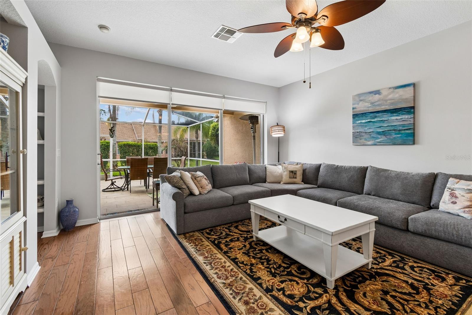 GROVES PH 02 CLUB VILLAS - Residential