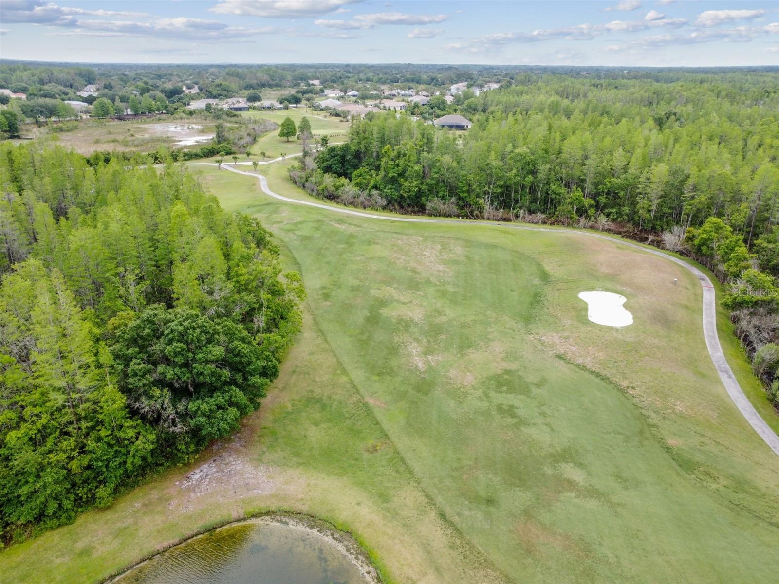 GROVES PH 02 CLUB VILLAS - Residential