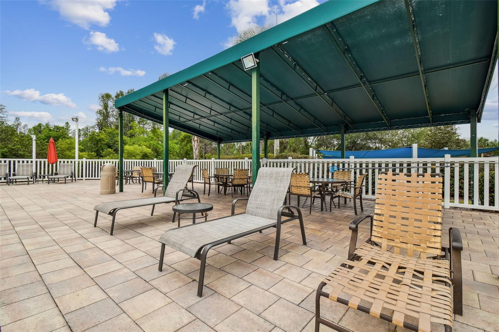 GROVES PH 02 CLUB VILLAS - Residential