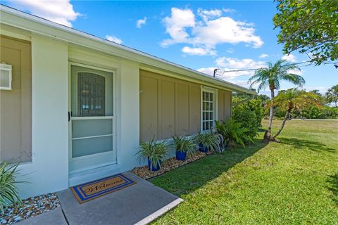 A home in PORT CHARLOTTE