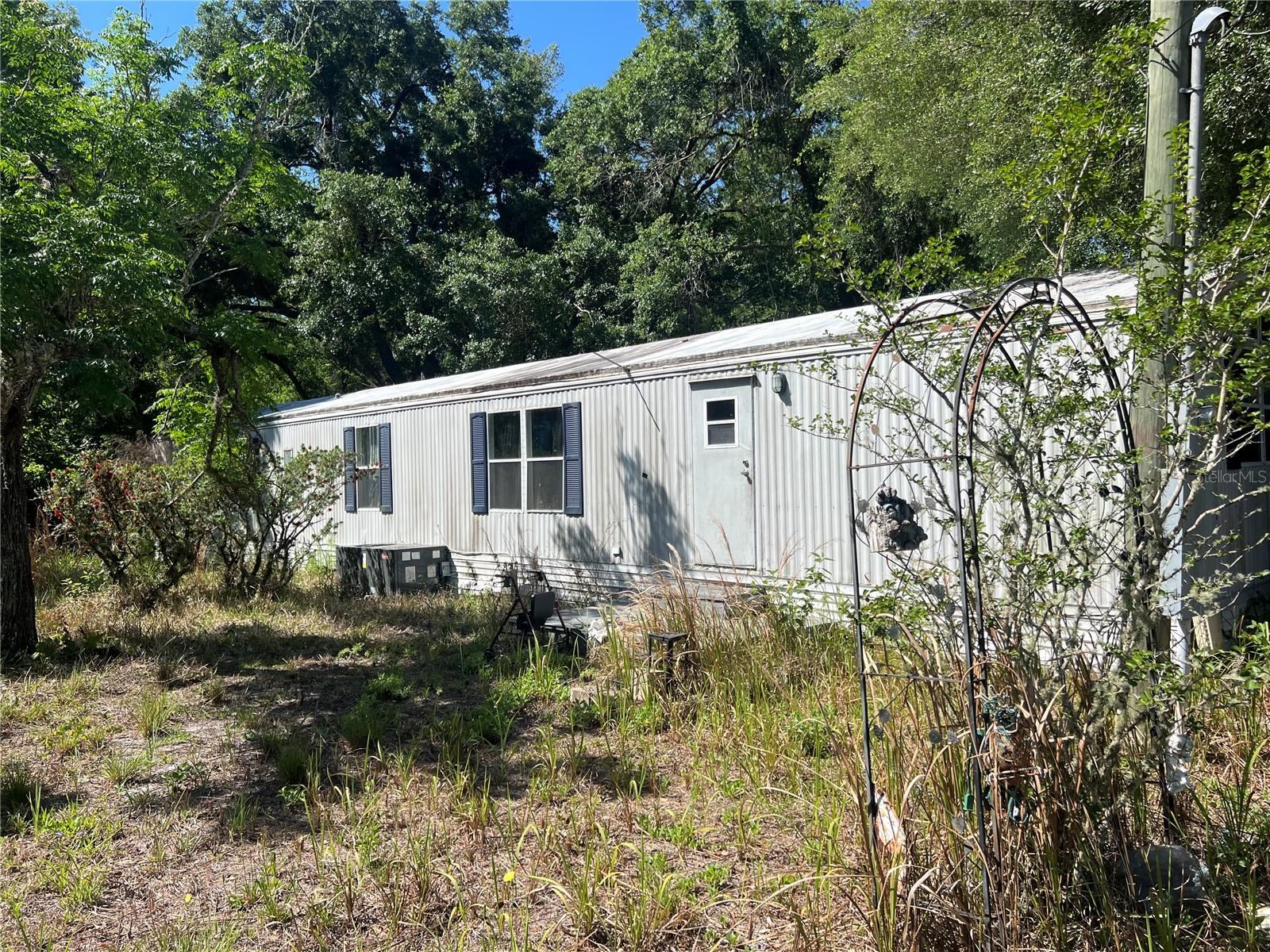 MOON LAKE ESTATES - Residential