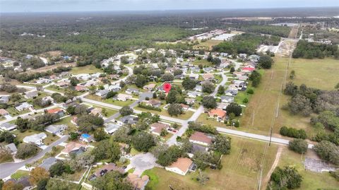 A home in LECANTO