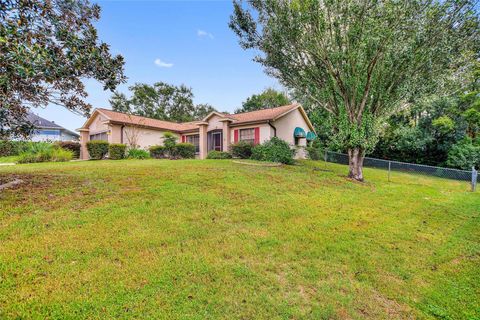 A home in LECANTO