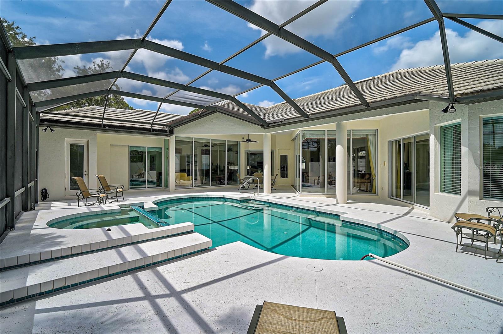 CALUSA LAKES UNIT 5 - Residential