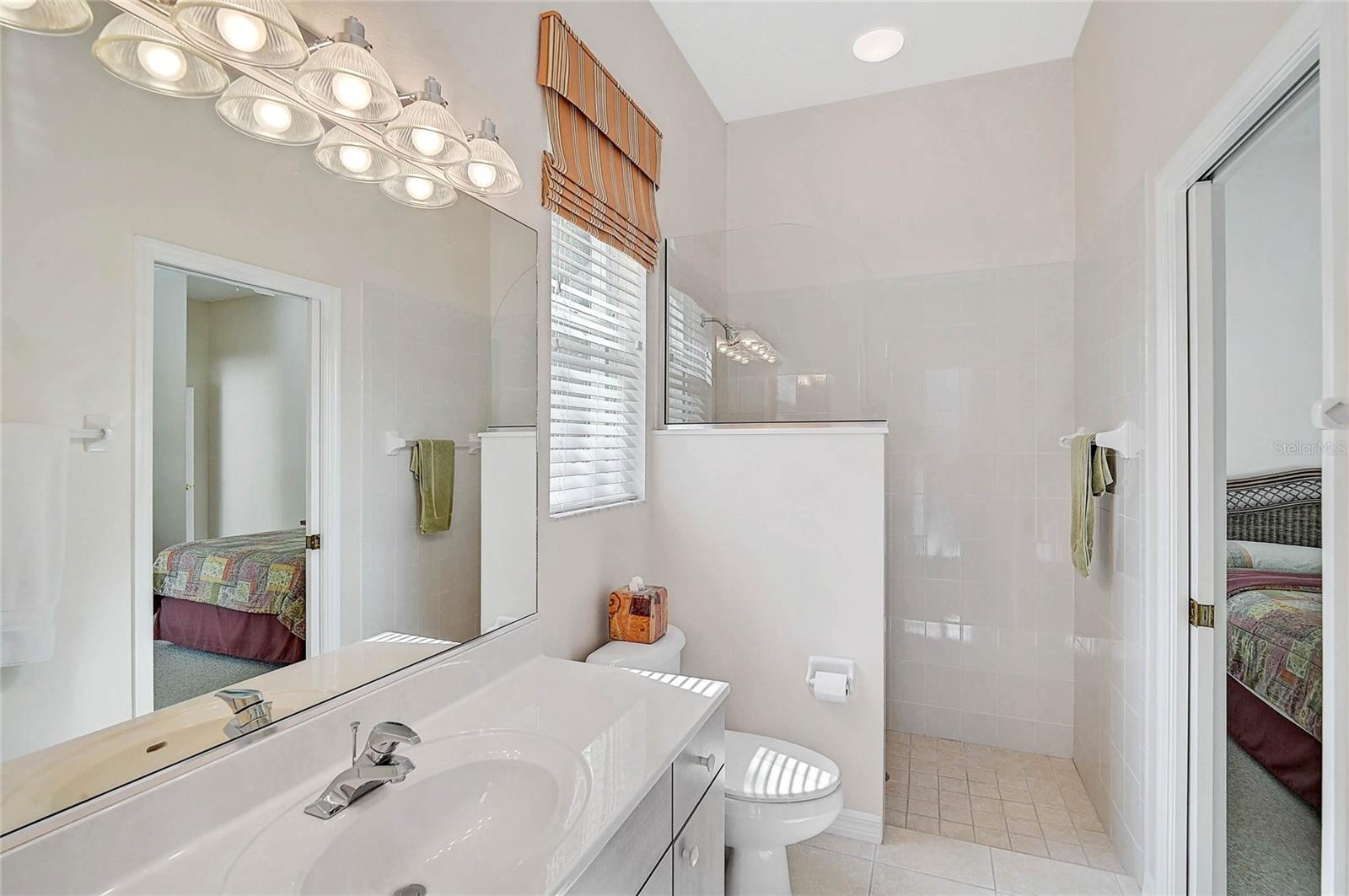 CALUSA LAKES UNIT 5 - Residential