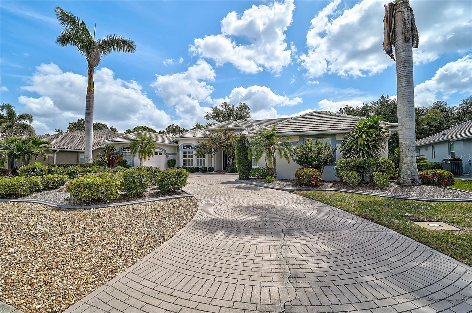 CALUSA LAKES UNIT 5 - Residential