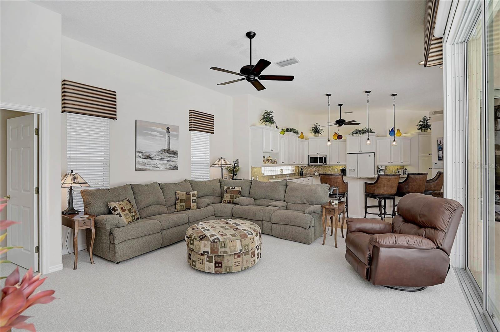 CALUSA LAKES UNIT 5 - Residential