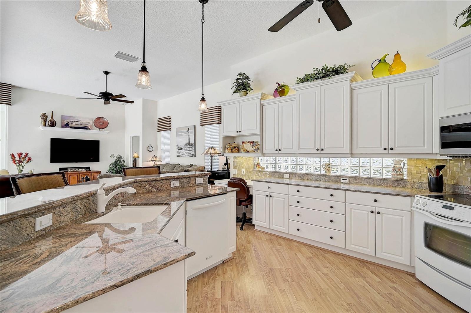 CALUSA LAKES UNIT 5 - Residential