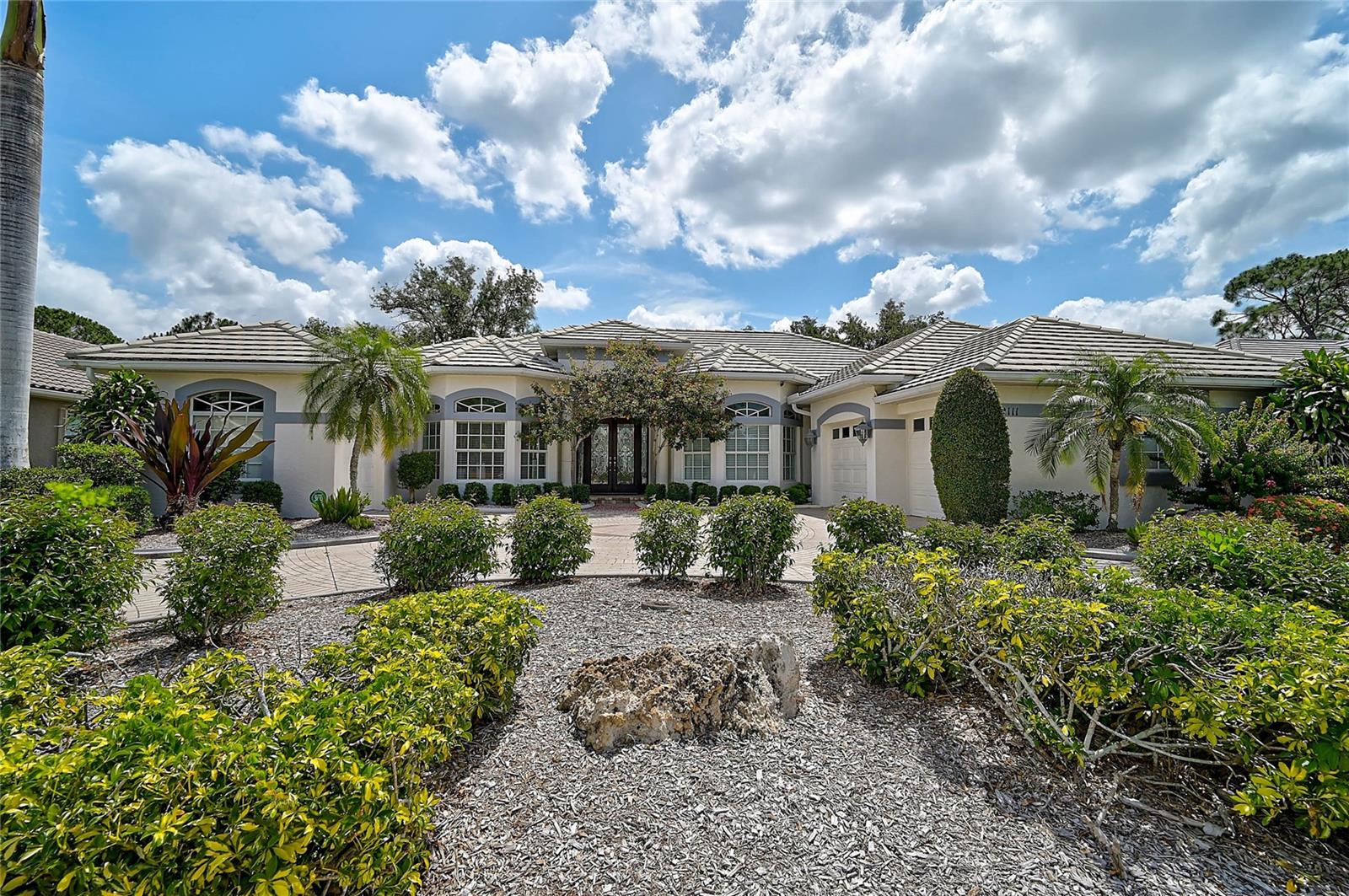 CALUSA LAKES UNIT 5 - Residential