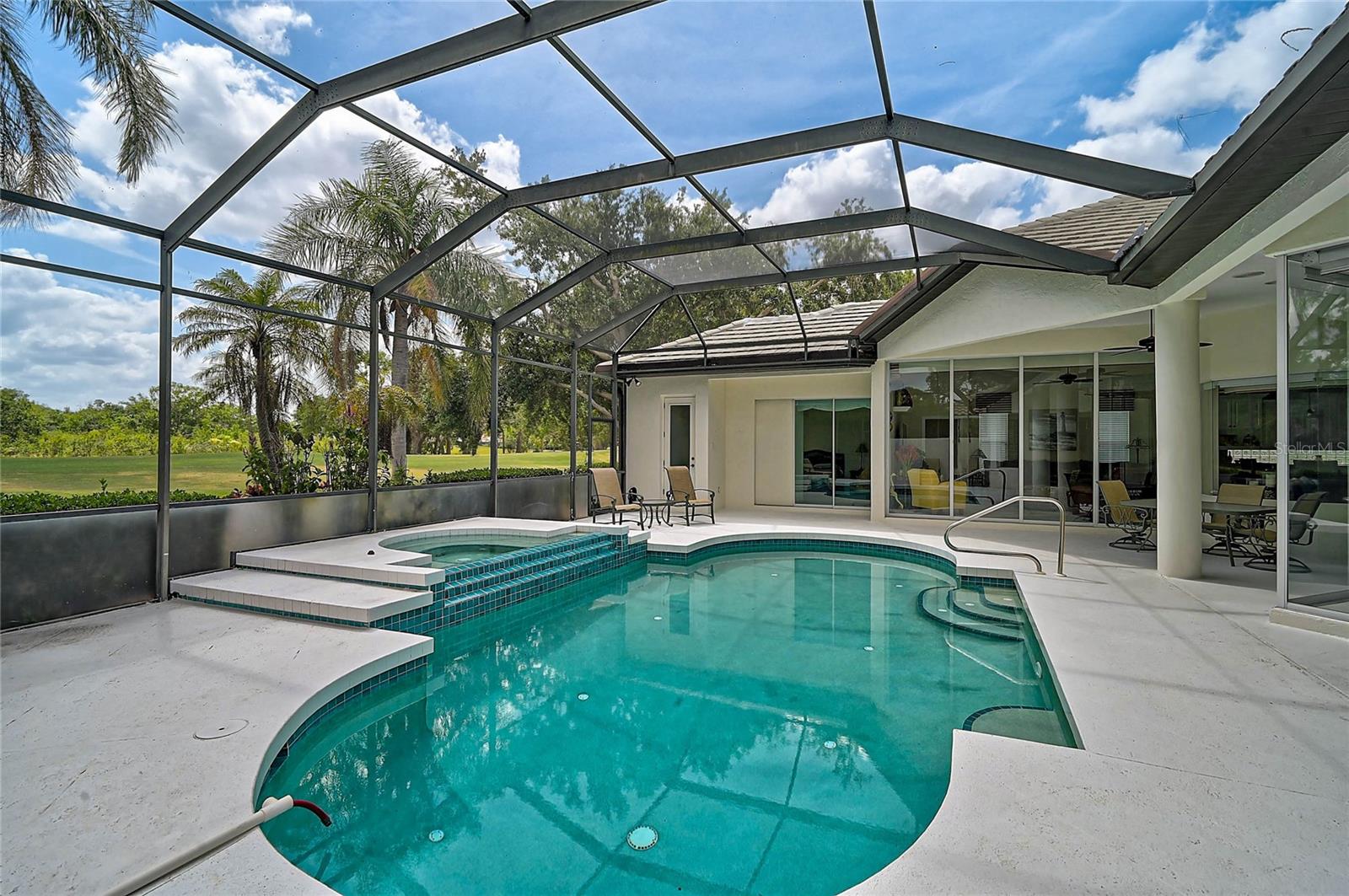 CALUSA LAKES UNIT 5 - Residential