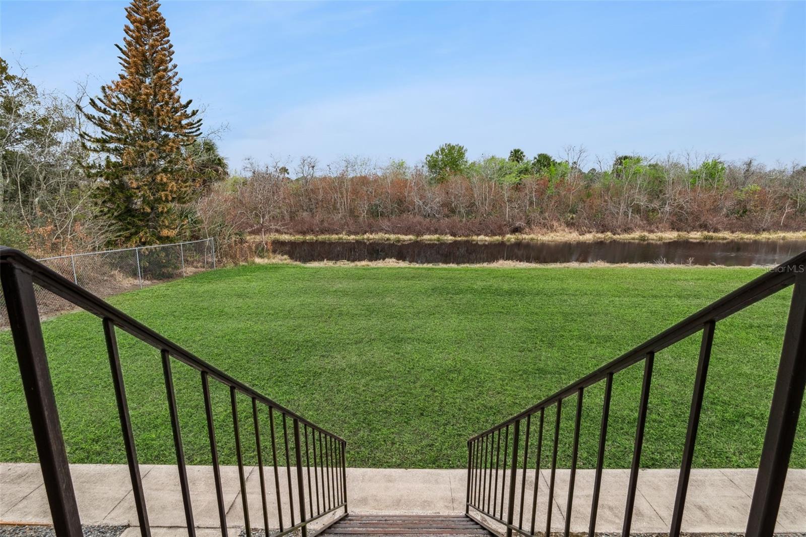 SUNSET GARDENS CONDO PHASE 1-4 - Residential