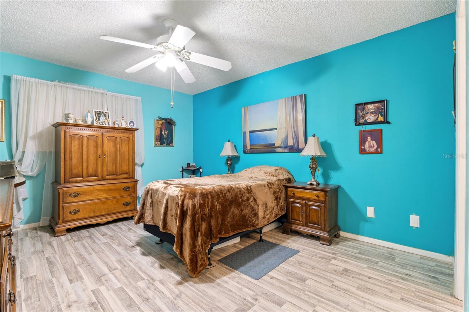 SUNSET GARDENS CONDO PHASE 1-4 - Residential